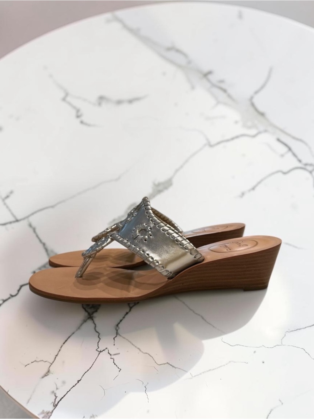 Jack Rogers Original Jack Metallic Wedge Thong Sandals EUC